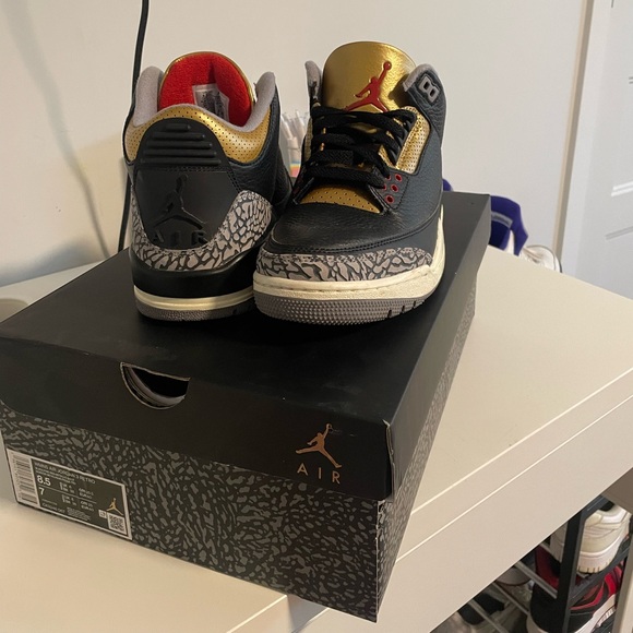 Gently used, price negotiable, only pair selling & in Quebec Montreal - Picture 1 of 4